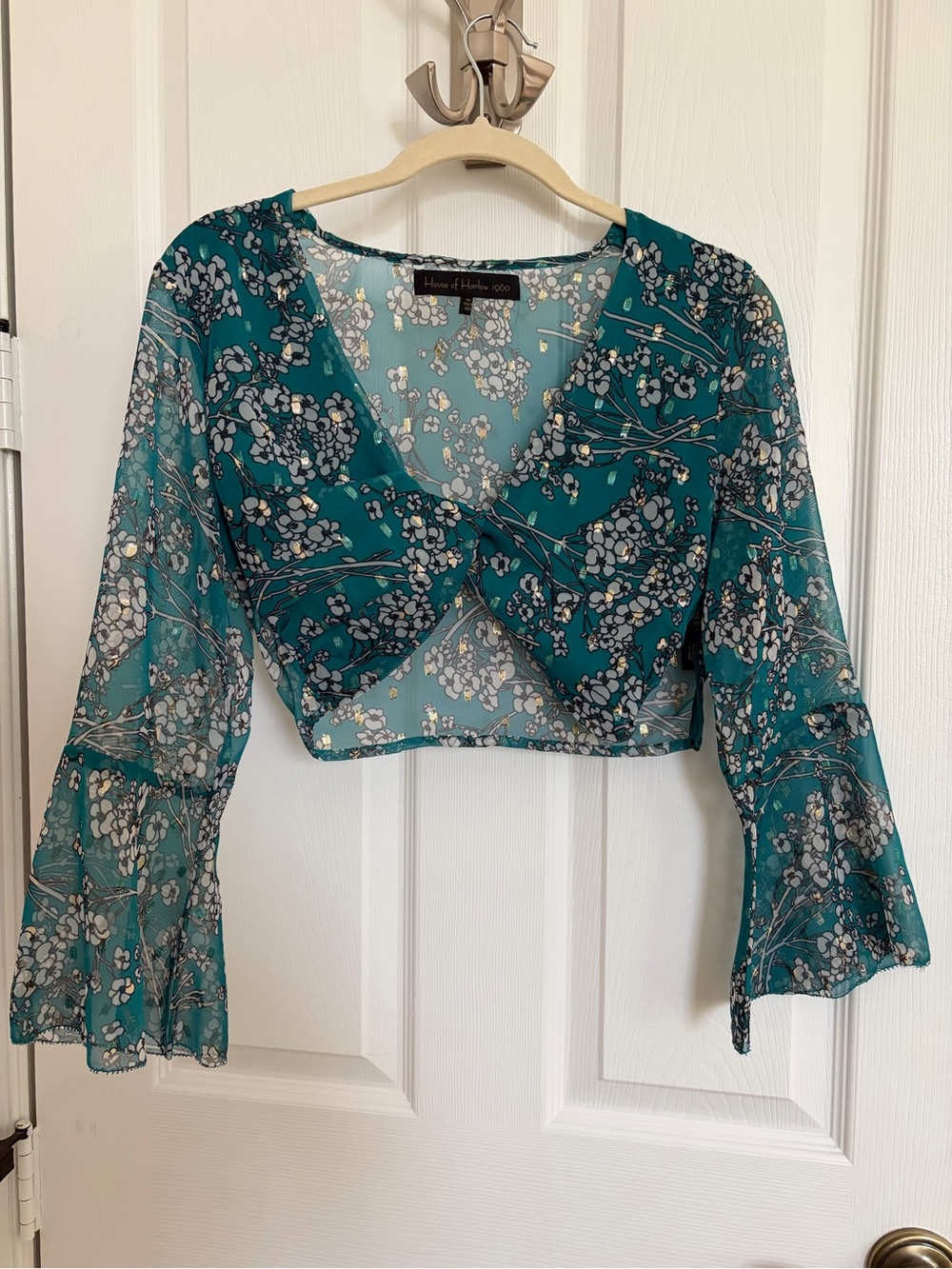 House of Harlow 1960 Teal Floral Sheer V-Neck Crop Top